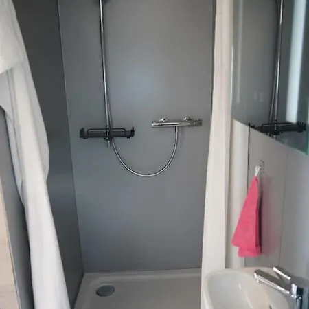 Tiny House Mit Sonnenterrasse * ルステナウ