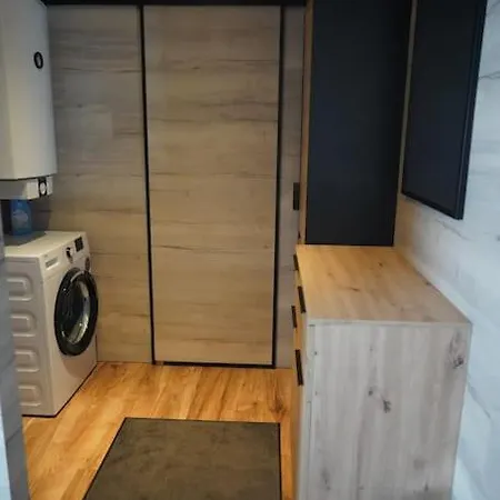 Tiny House Mit Sonnenterrasse アパート ルステナウ